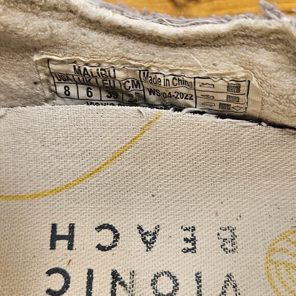 Vionic Malibu Grey SLip on beach shoes loafters size 8 womens - Picture 5 of 8